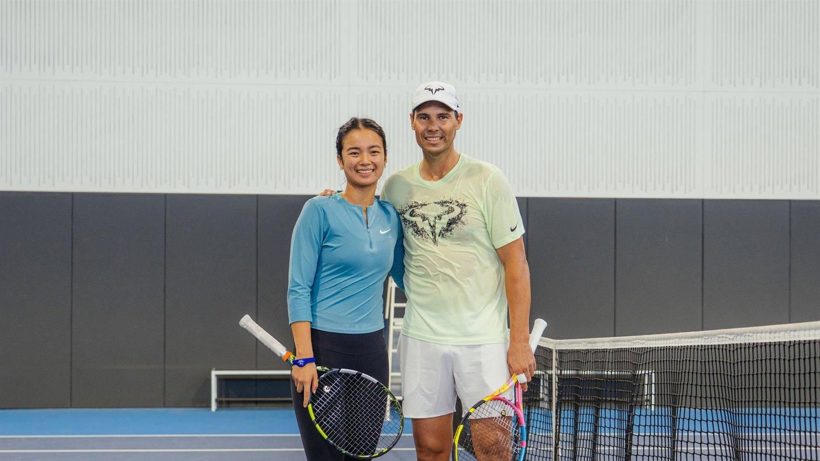 Rafa Nadal vuelve a entrenar un año después de su retirada