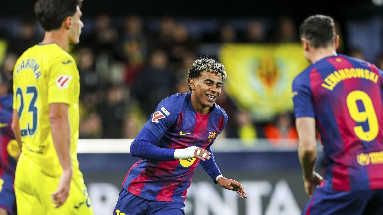 El FC Barcelona vence 2-0 al Villarreal CF