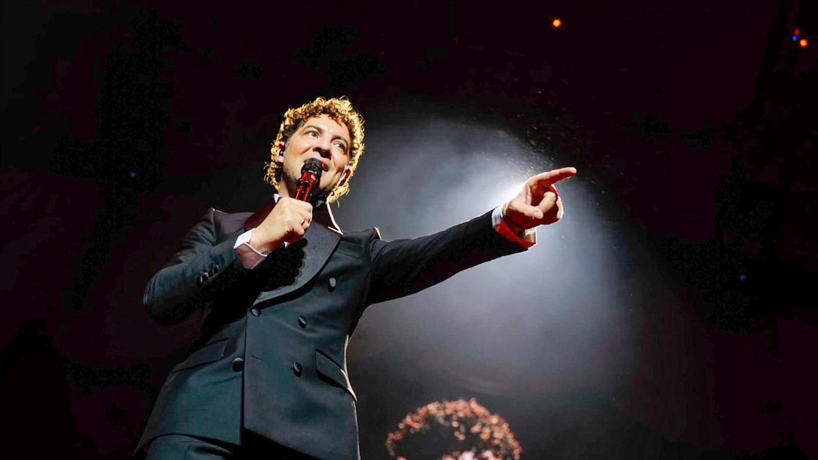 David Bisbal sorprende a los pacientes del Hospital HM Madrid Río con un concierto solidario