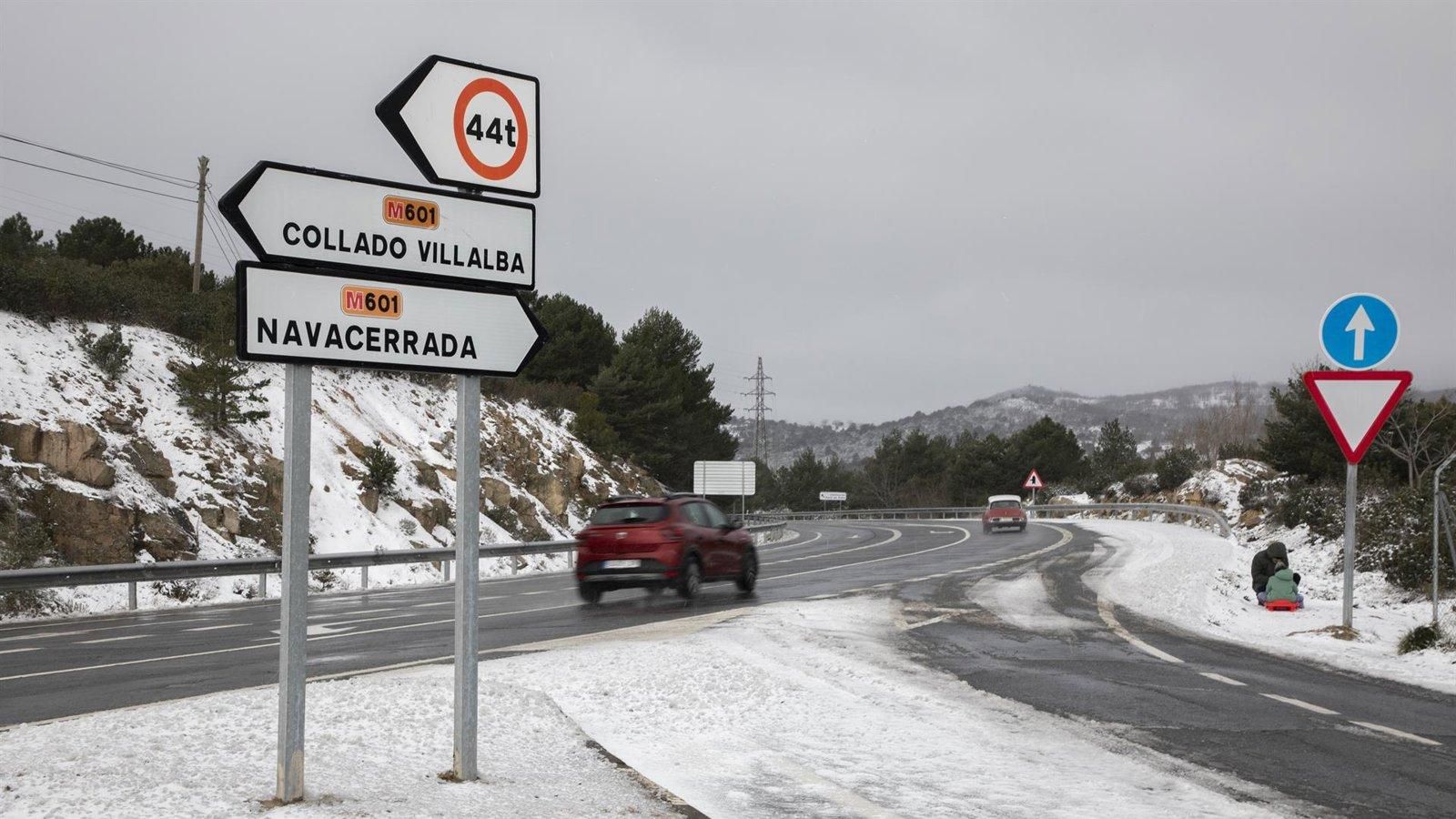 La Comunidad de Madrid advierte sobre el riesgo de hielo y pide extremar la prudencia al conducir