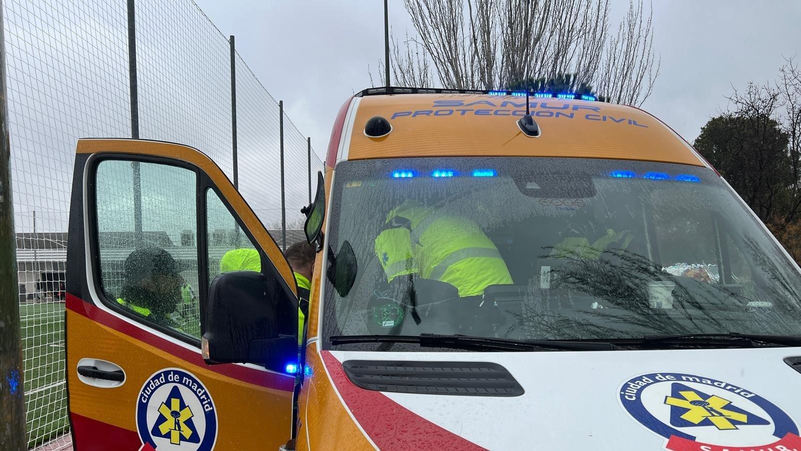Un desfibrilador del polideportivo de La Elipa salva la vida a un hombre tras una parada cardíaca
