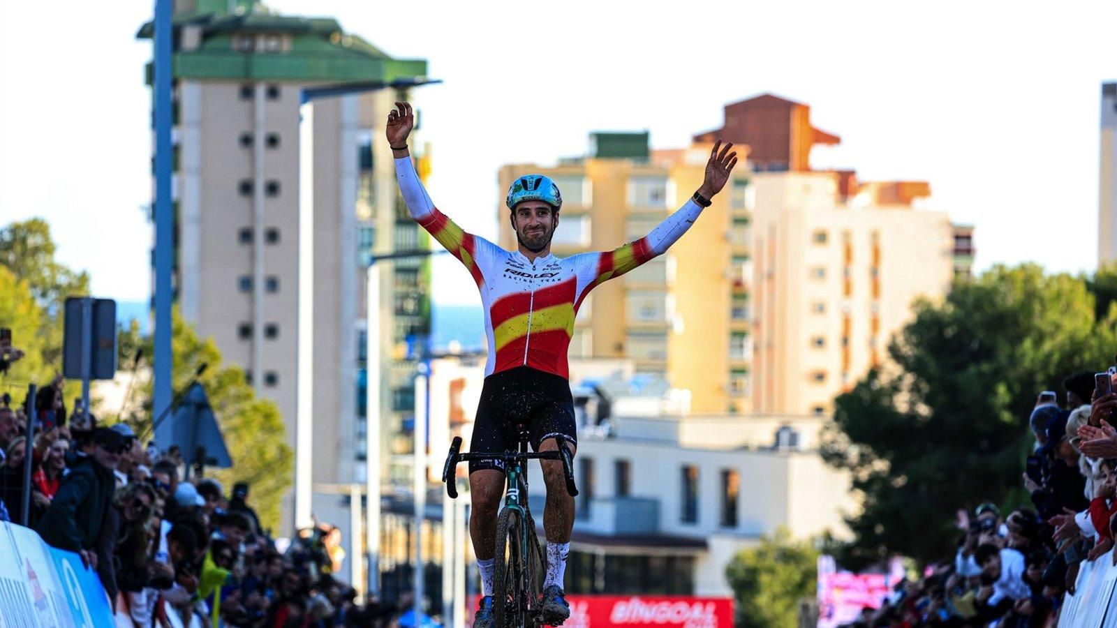 Felipe Orts: "Me encantaría tener los pies en el suelo, pero hoy es imposible"