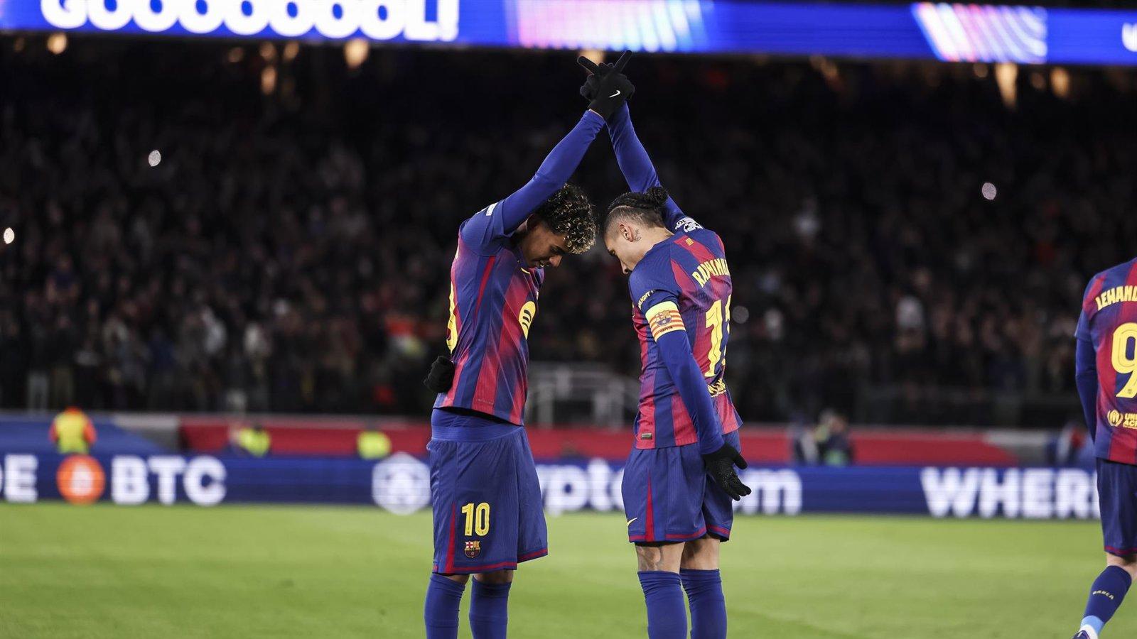 El Barça remonta al Copenhagen y se clasifica directo para octavos de Champions