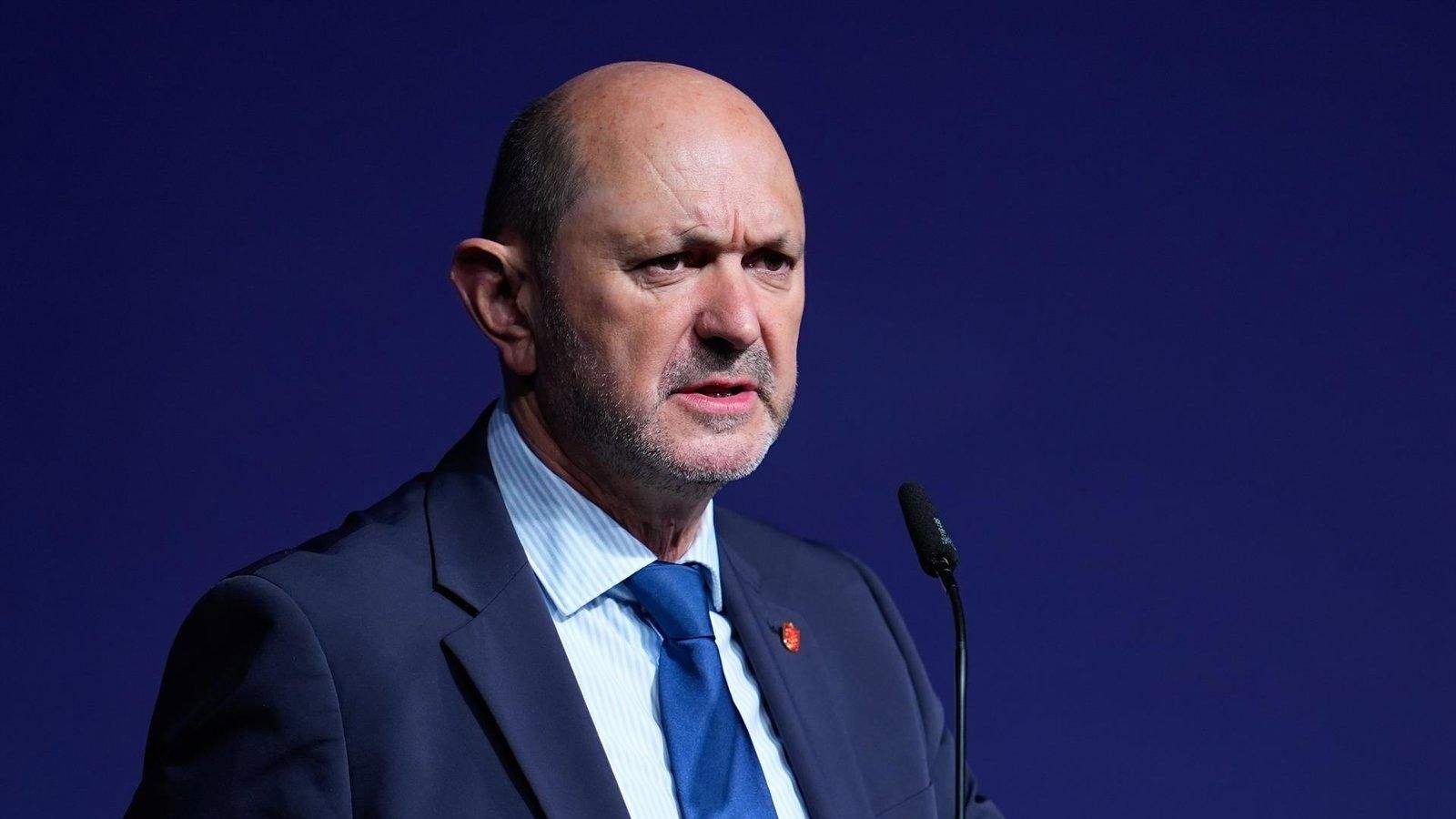 Louzán fija el 18-19 de abril para la final copera y asegura que España “liderará” el Mundial 2030