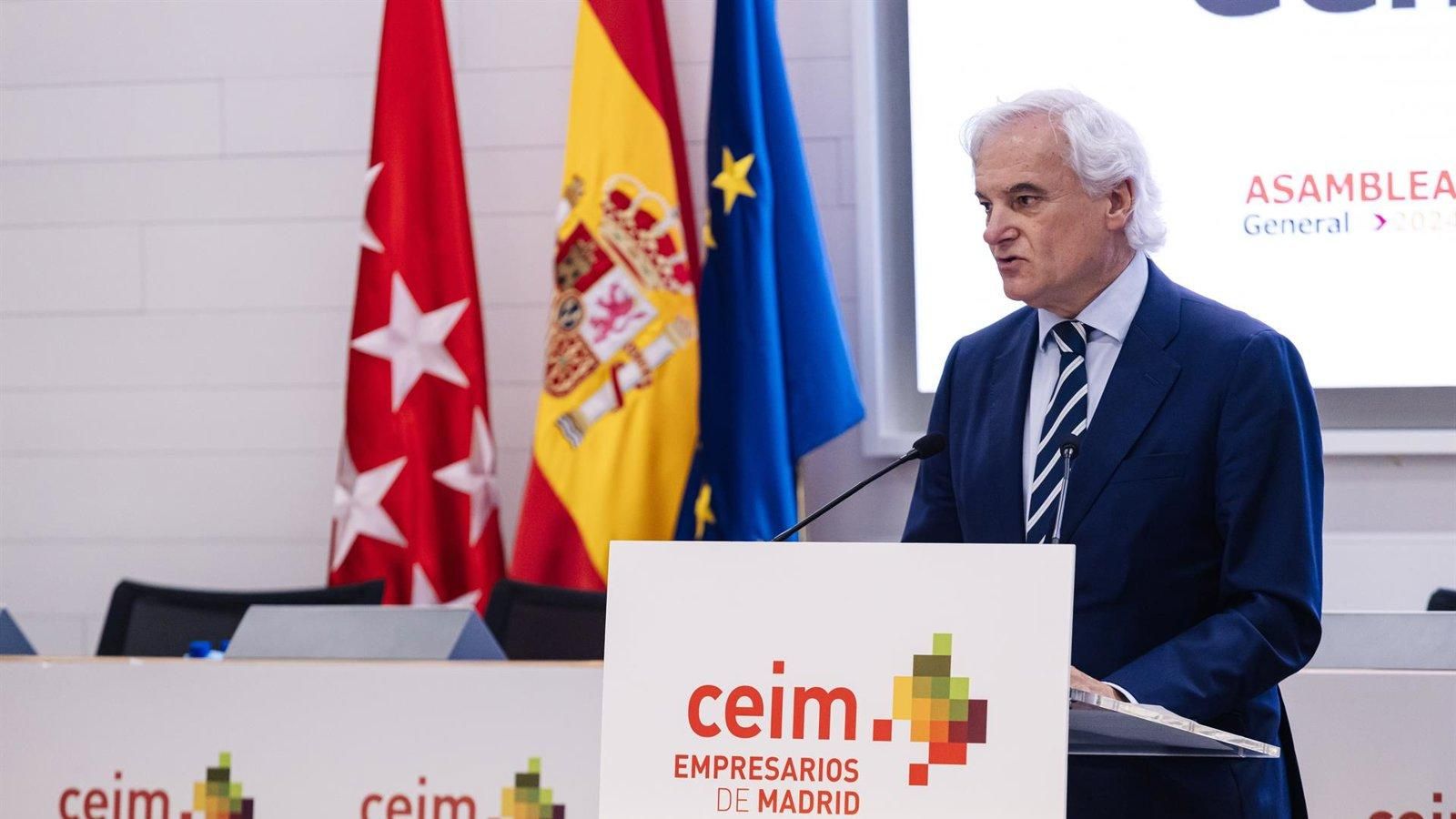 La patronal madrileña carga contra el Gobierno por querer usar su esfuerzo fiscal para pagar favores políticos