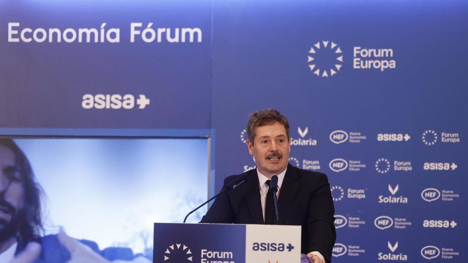 De Paco acusa al Gobierno de excluir al CAR de Madrid por motivos ideológicos