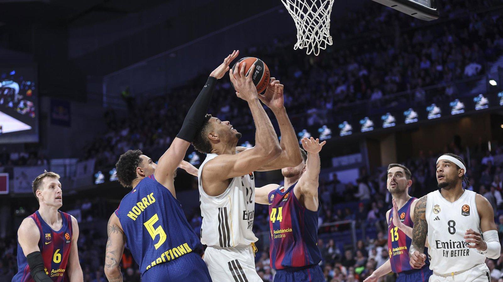 El Real Madrid se resarce en el Clásico europeo