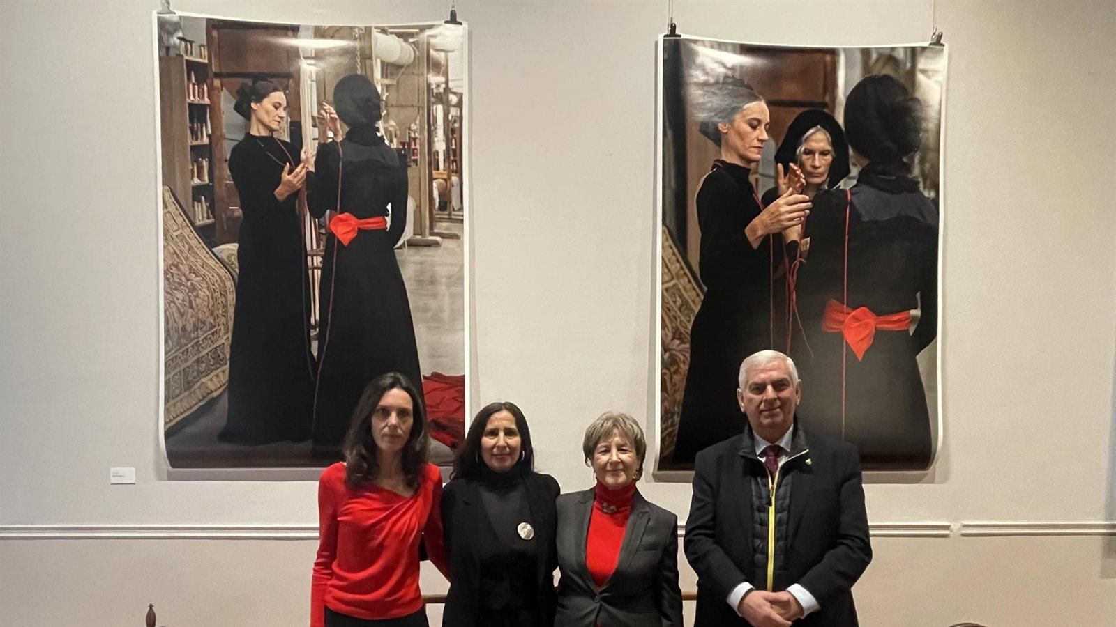 La Real Fábrica de Tapices acoge la tercera parte de ‘Ouroboros’ de Laura Torrado hasta el 8 de marzo