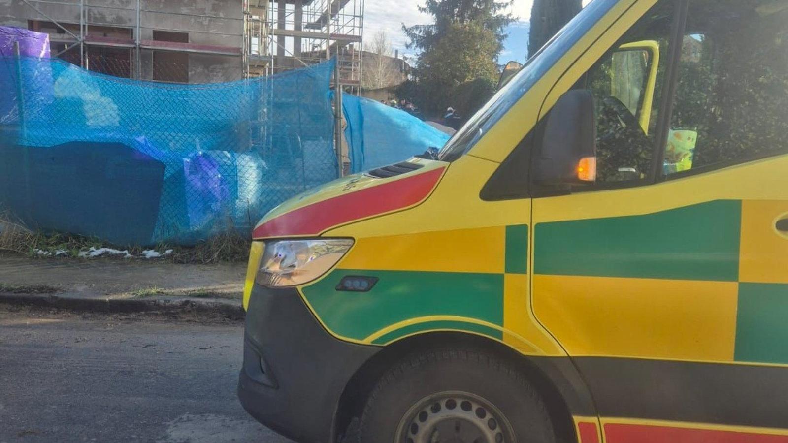 Fallece un trabajador de 53 años al caer ocho metros en una obra en Aravaca