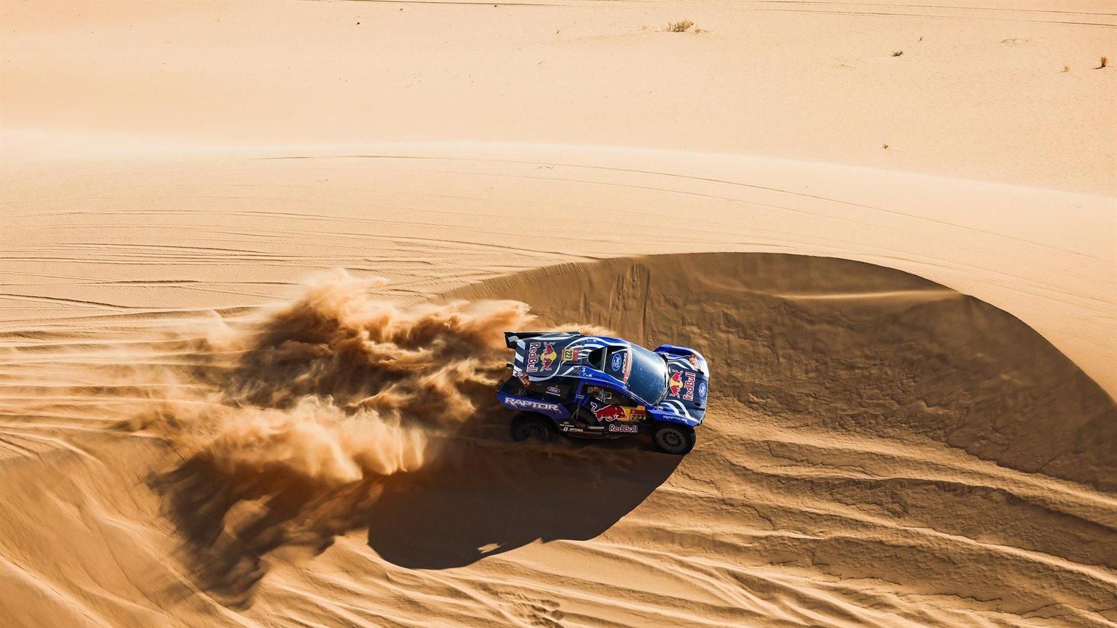 Roma toma el mando del Dakar y Sainz se sitúa a 57 segundos