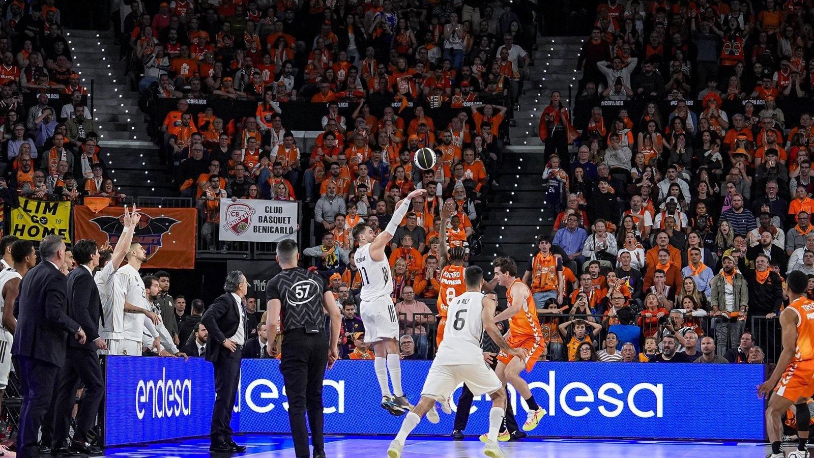 Hezonja firma una remontada imposible y mete al Real Madrid en su 54ª final copera