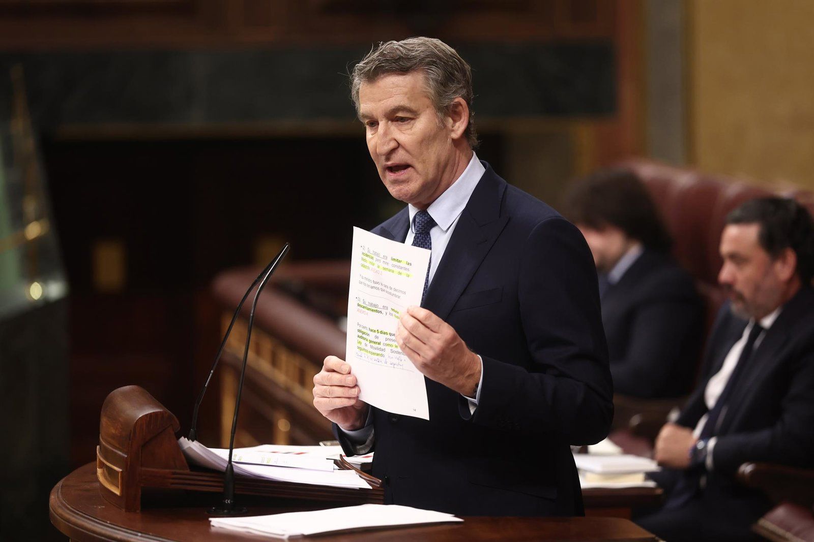 Feijóo acusa a Sánchez de “mentir” e “insultar a las víctimas” del accidente de Adamuz y promete revisar “cada decisión”