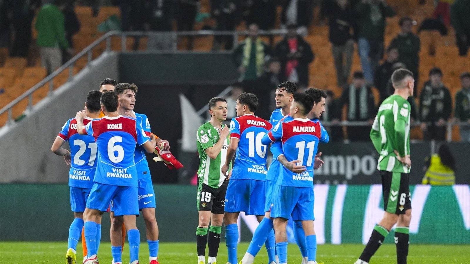 Atlético y Betis se reencuentran en Liga tras el 0-5 copero con los verdiblancos buscando revancha