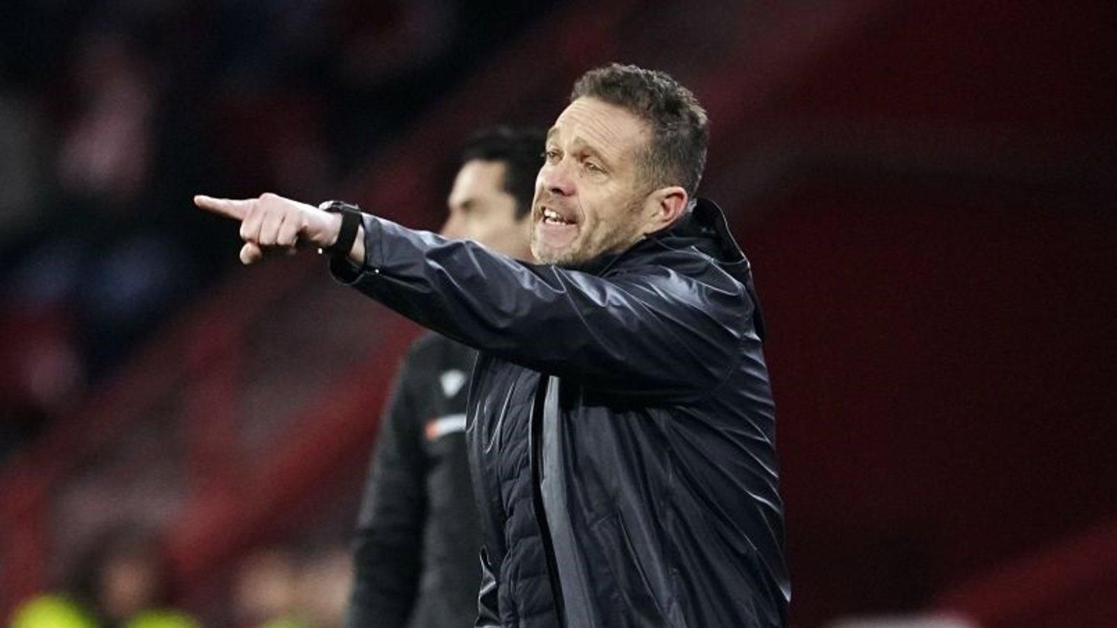 El Valladolid destituye a Luis García Tevenet tras solo siete partidos en el banquillo