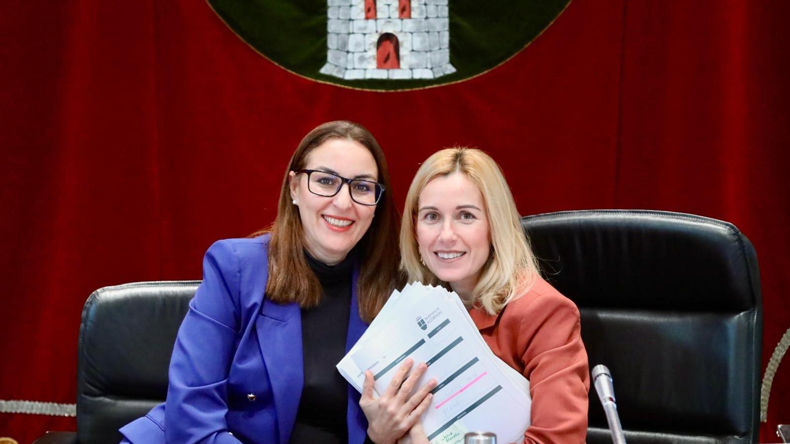 El PP de Alcobendas rechaza en el Pleno la regularización masiva planteada por el Gobierno