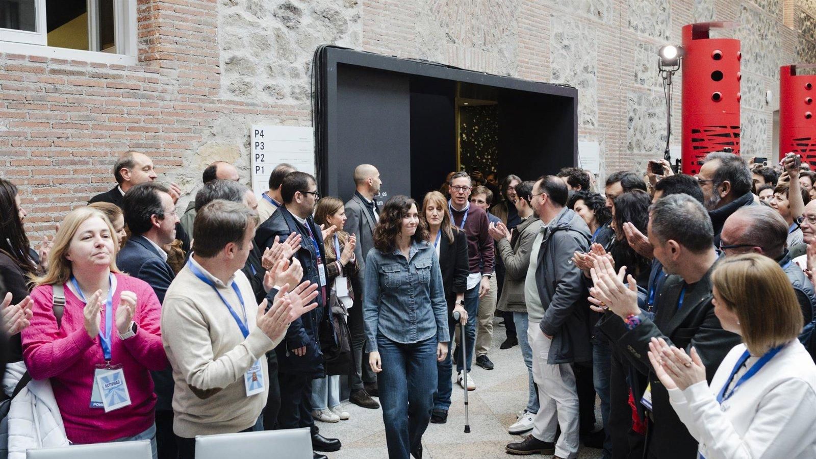 Ayuso cuestiona que Sánchez o Zapatero se atribuyan la liberación de presos políticos en Venezuela