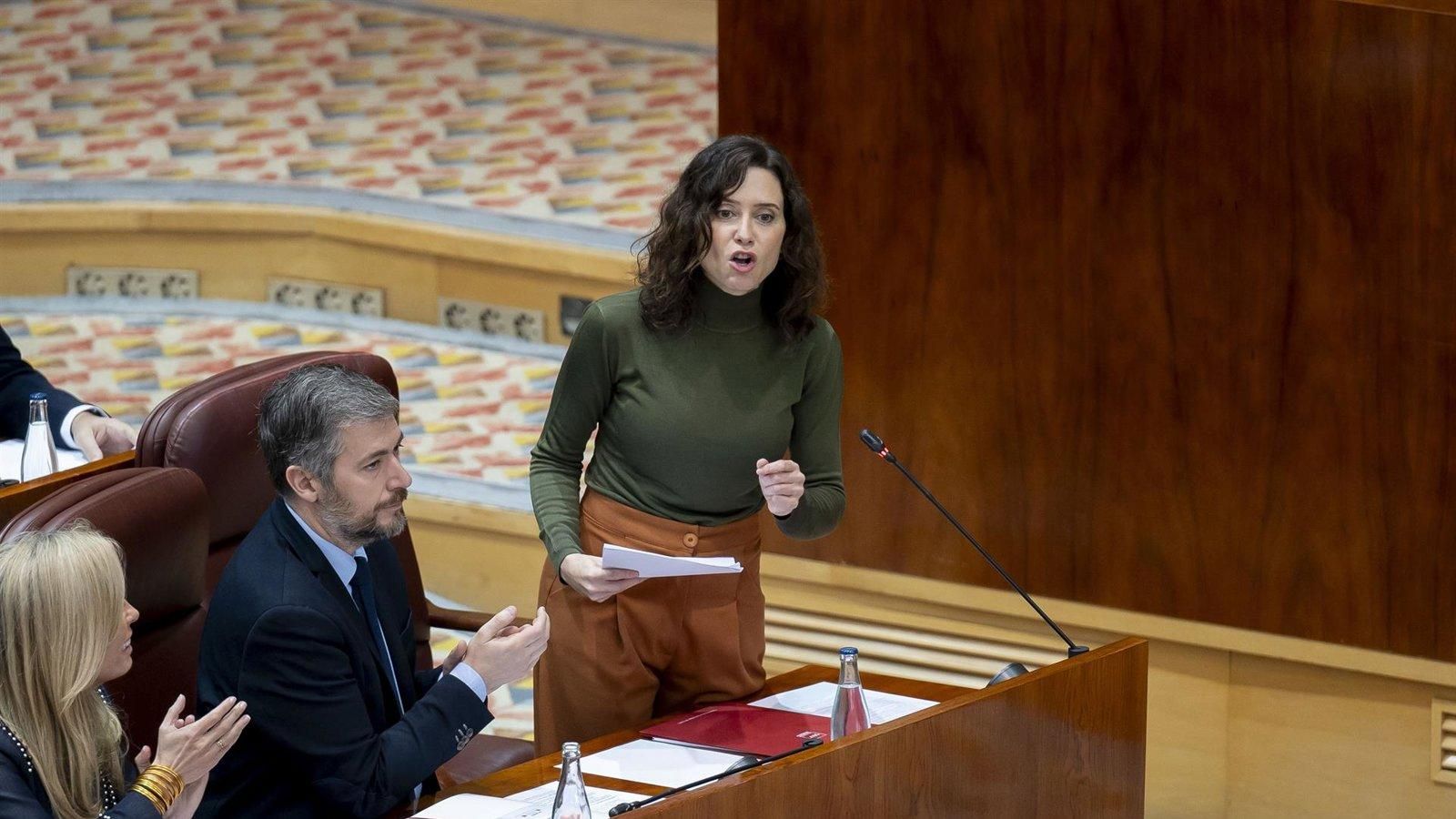 Ayuso defiende al alcalde de Móstoles y critica al PSOE por "comparar" su denuncia con el caso del exDAO