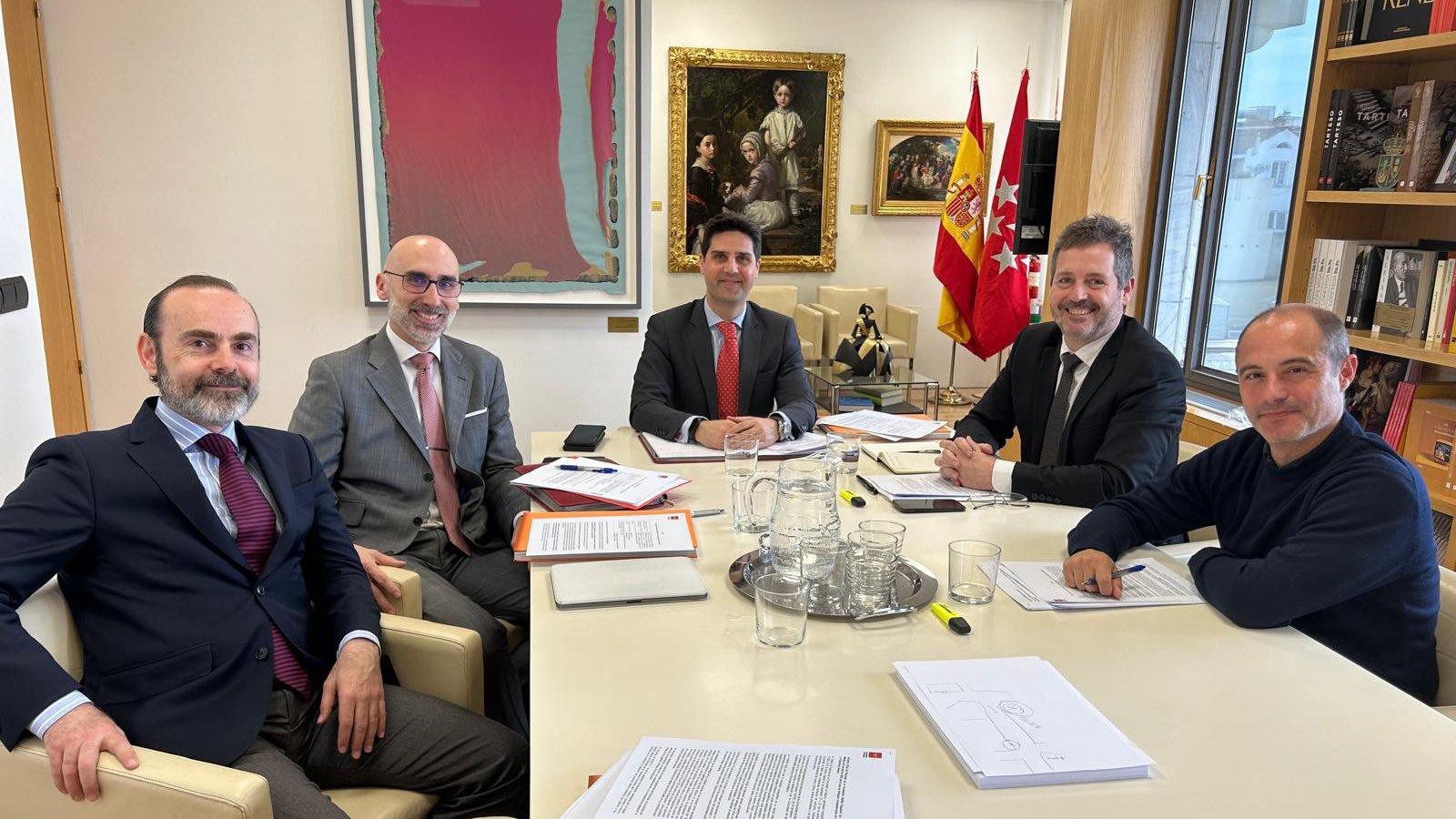 Dimite Antonio Castillo Algarra como director artístico del Ballet Español tras el cese de Emilio Viciana