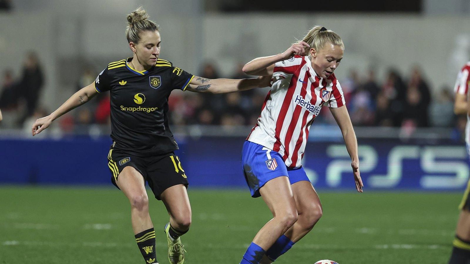 El Atlético cae ante el Manchester United y se complica la Champions