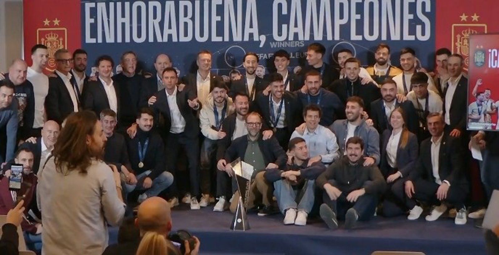 España celebra su octavo Europeo de fútbol sala tras “10 años de espera” y volver a lo más alto