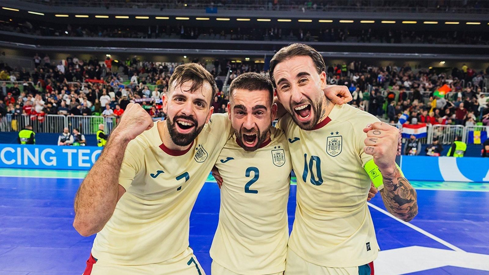 El torrejonero Mario Rivillos conquista el Europeo de fútbol sala con España