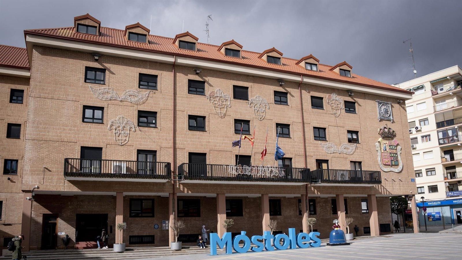 Dimite la coordinadora de Digitalización de Móstoles tras la querella contra el alcalde alegando “compromiso con la veracidad”