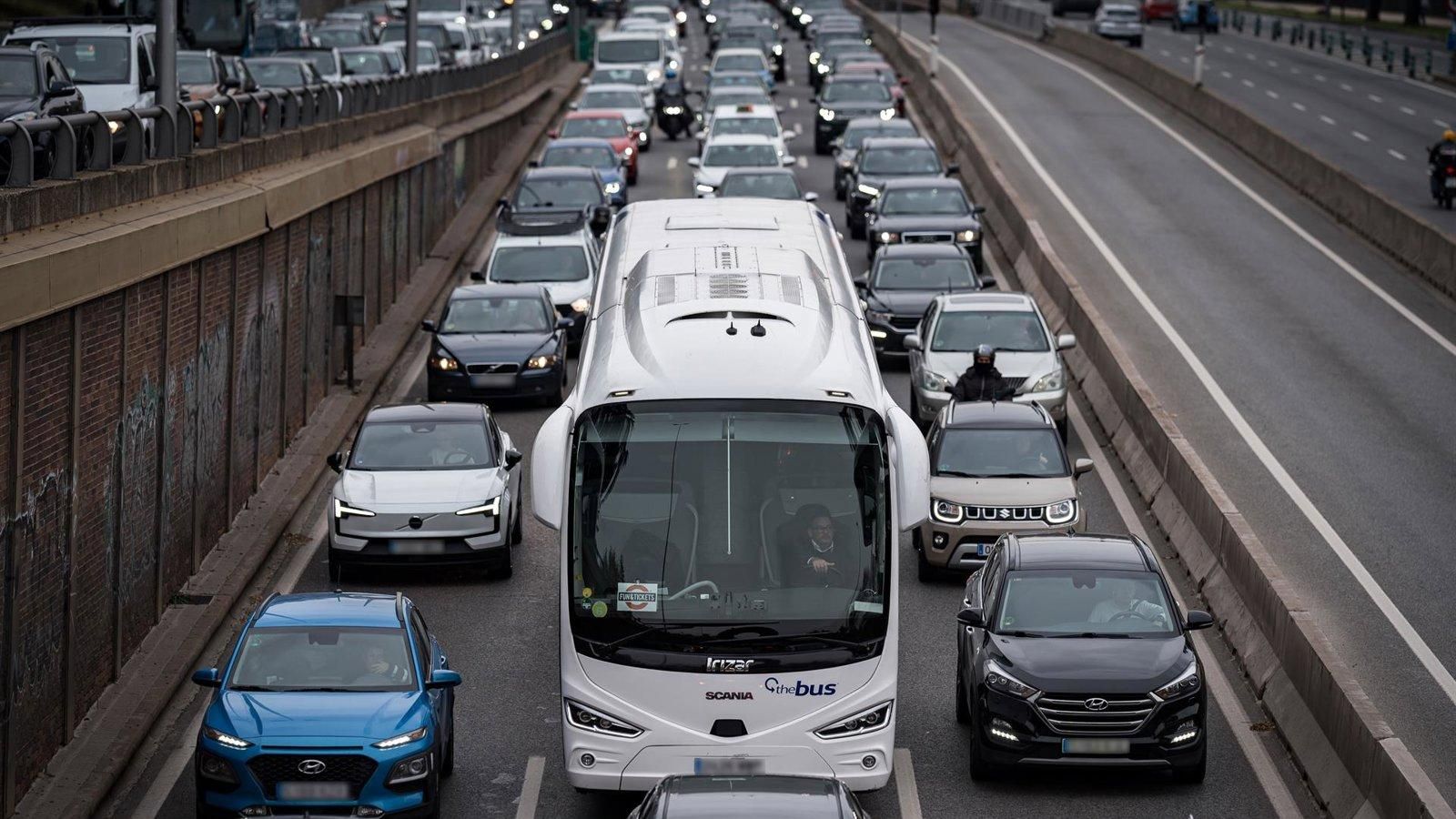 Un 31% de los conductores en la ciudad de Madrid pasó la ITV en 2025 fuera de plazo