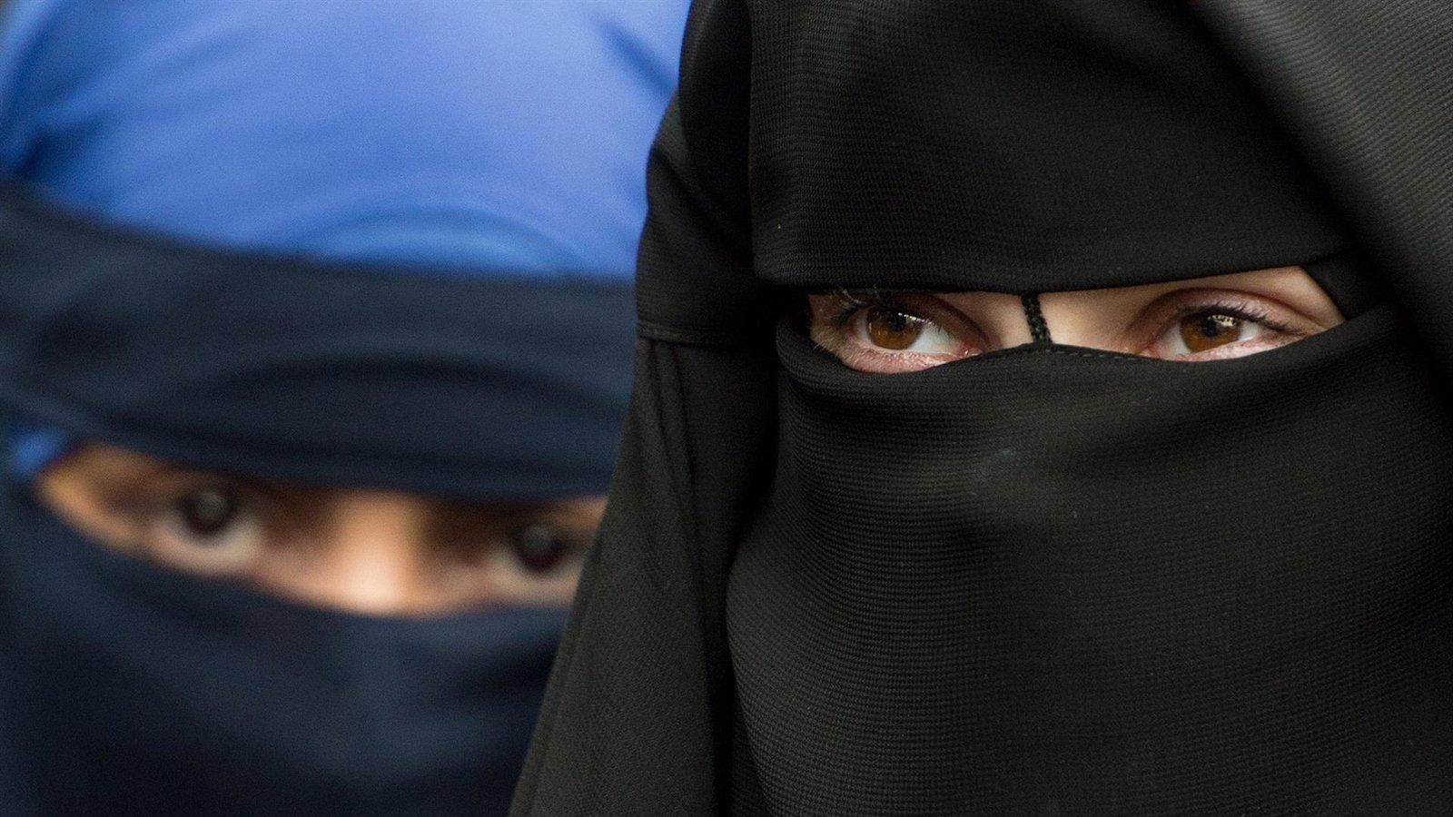 Vox exige al PP un único discurso en toda España sobre la prohibición del burka y el niqab