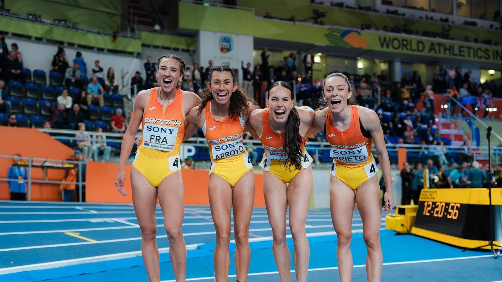 El relevo español femenino de 4x400 se mete en la final del Mundial bajo techo con récord histórico