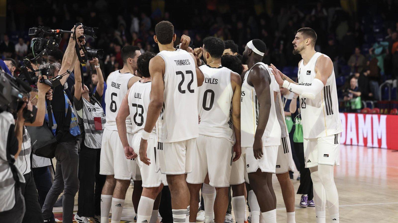 El Madrid arrolla al Barça en el Palau y evidencia su fragilidad