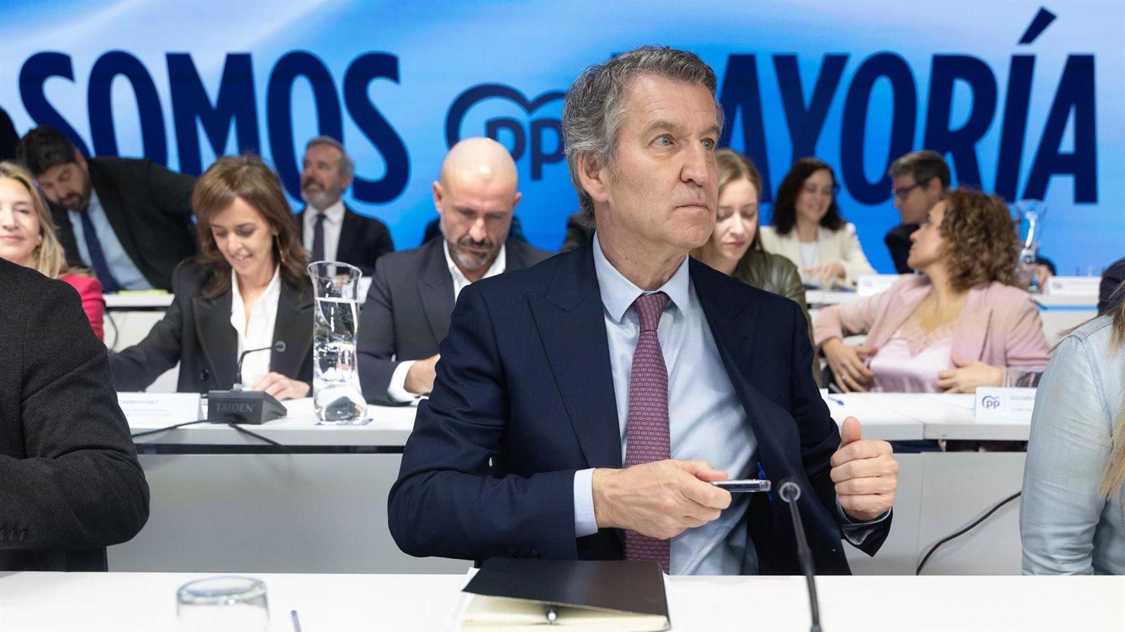 Feijóo pide a Vox “responsabilidad y madurez”: 