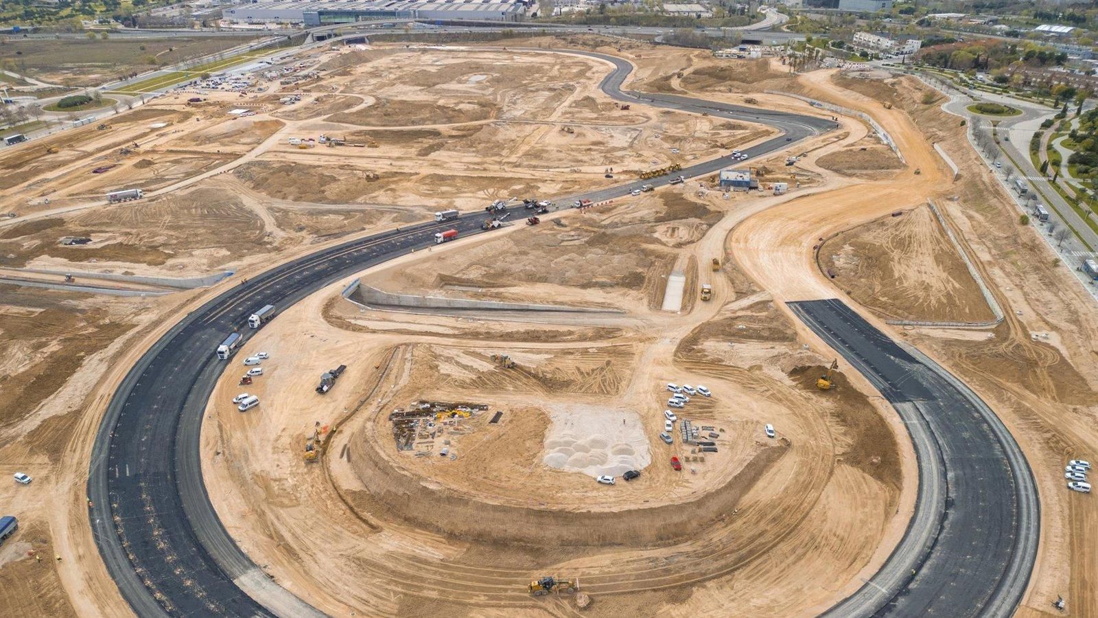 Madring asfalta la curva peraltada 'La Monumental'