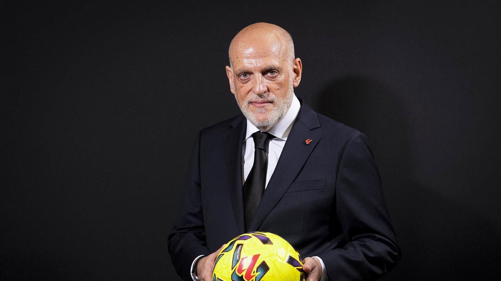 Tebas sitúa la seguridad como eje del fútbol profesional