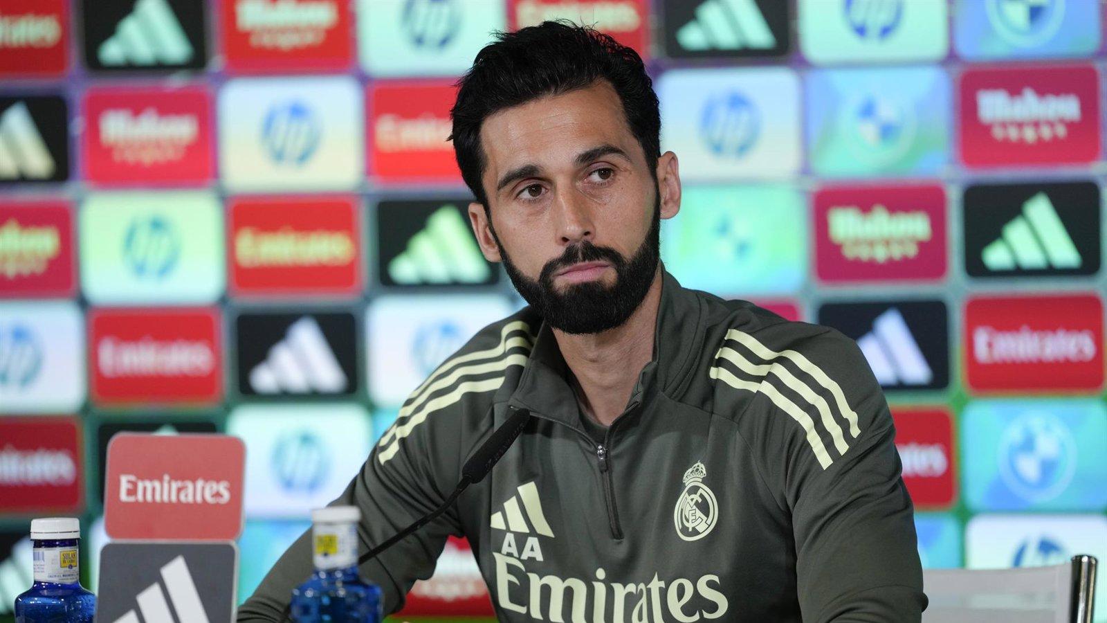 Arbeloa se deshace en elogios hacia Rüdiger y calienta el derbi ante el Atlético