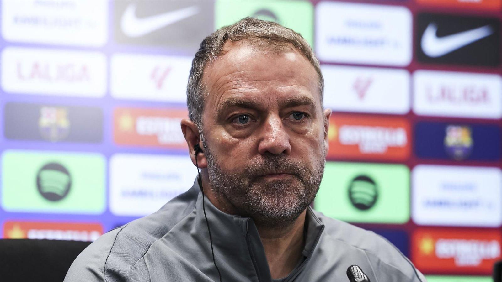 Flick pide máxima implicación y confirma cambios en el once ante el Rayo