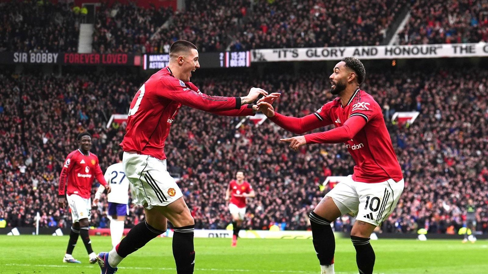 El Manchester United se afianza en zona Champions y el Liverpool tropieza ante el Tottenham