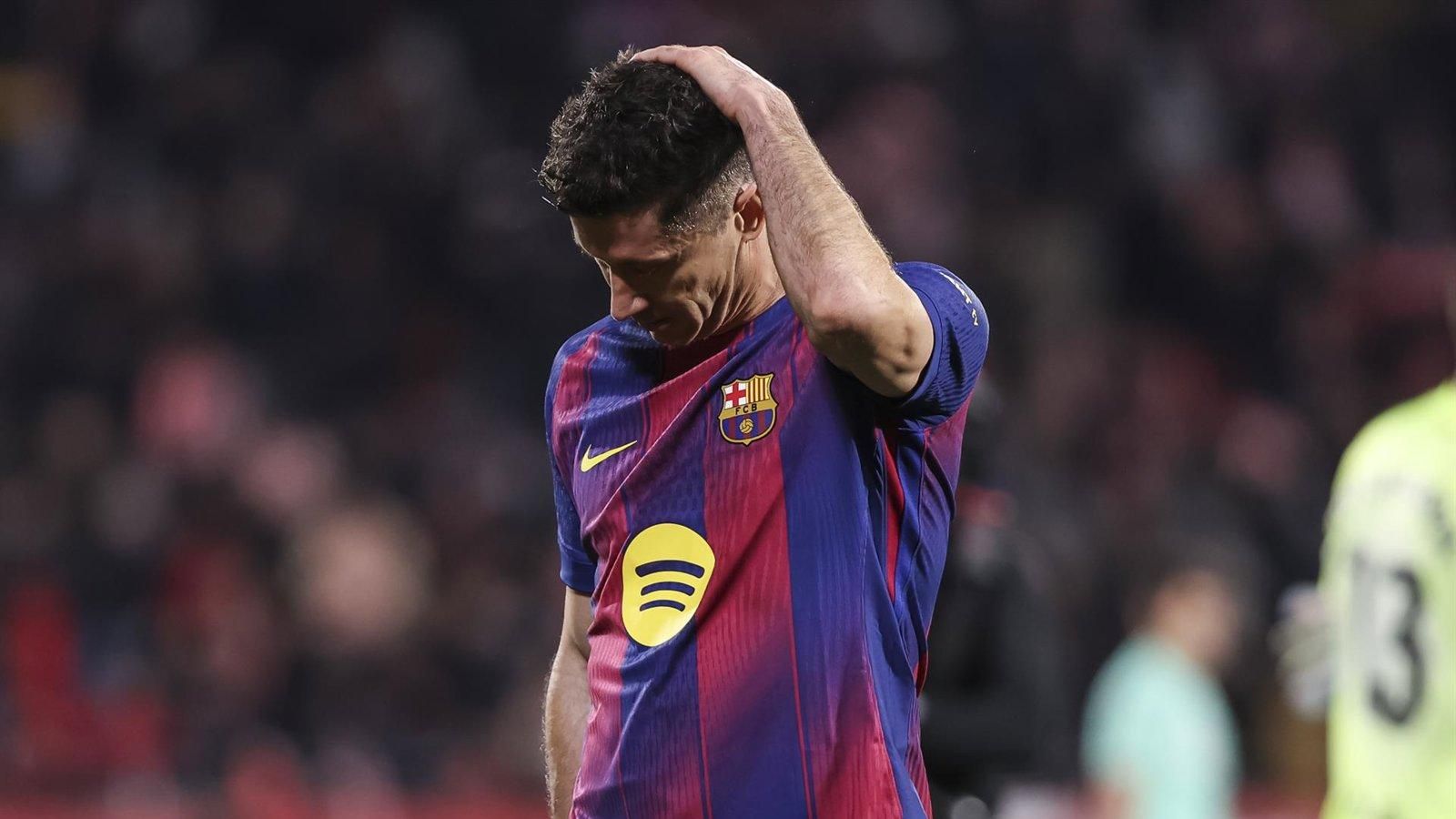 Lewandowski, baja ante el Atlético por una fractura en la órbita del ojo