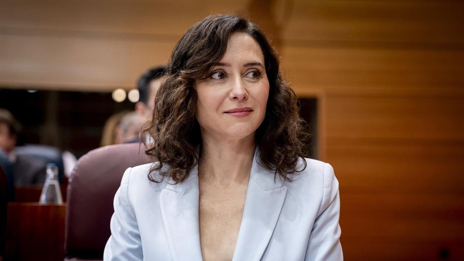 Ayuso felicita a Mañueco y destaca el avance del PP en Castilla y León