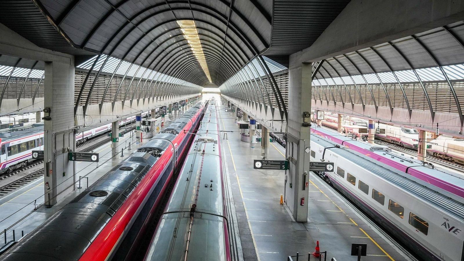 Caos ferroviario en Madrid por una avería que provoca retrasos de más de dos horas