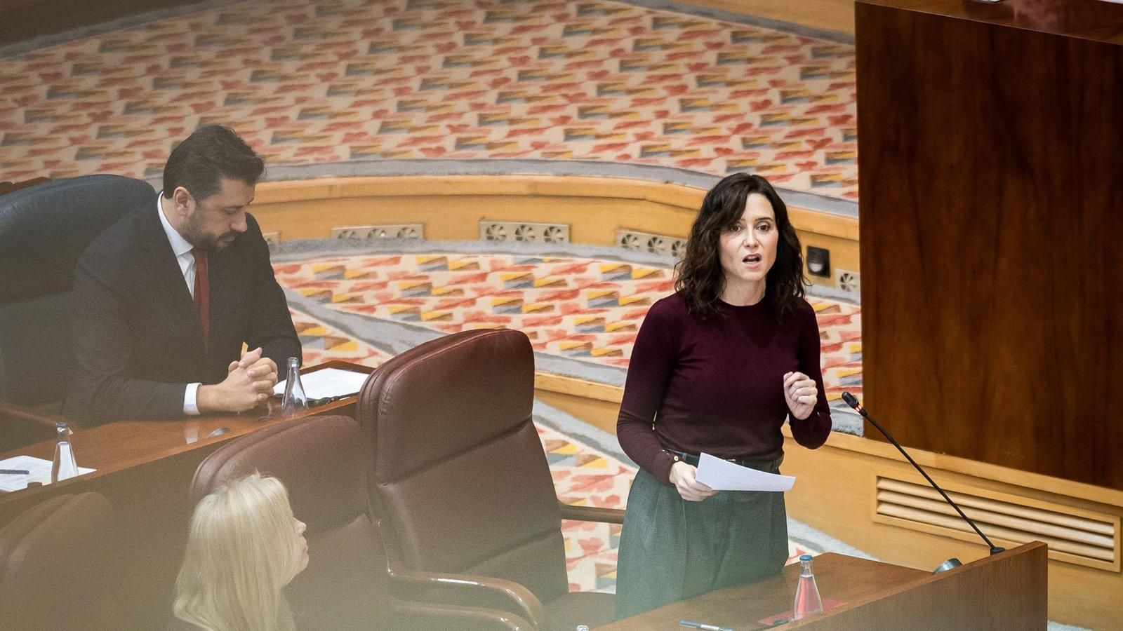 La presidenta Ayuso defiende el relevo en Educación y el “giro” en la política universitaria con Zarzalejo