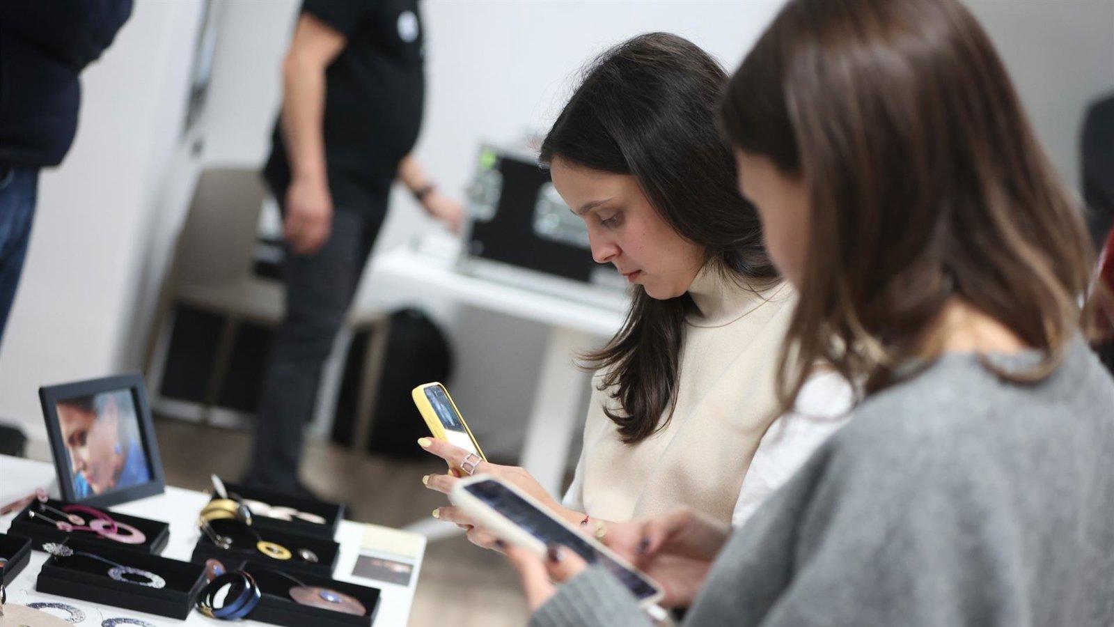 Marcas de moda canarias desfilarán en Madrid de la mano del diseñador Juan Duyos