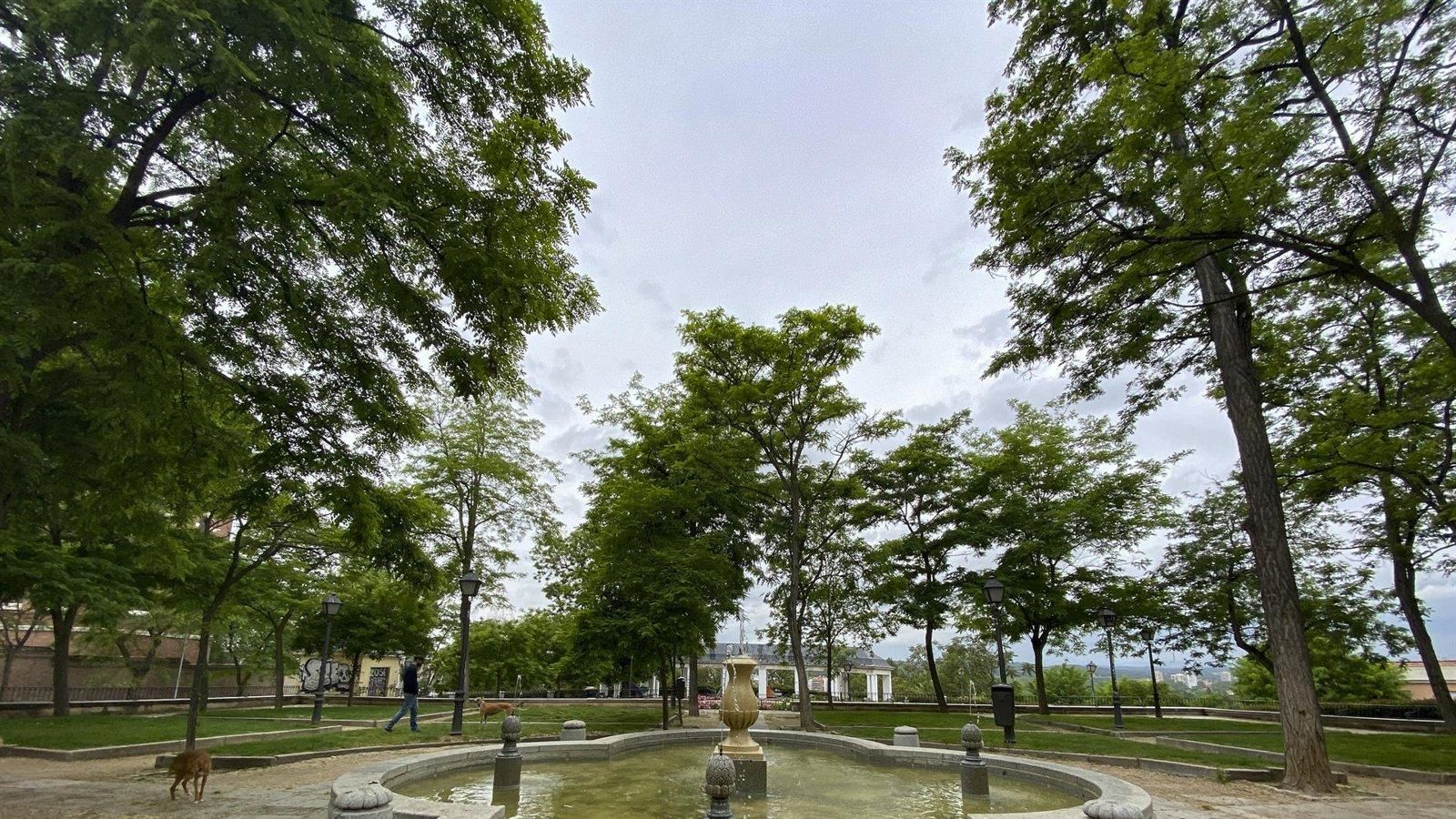 El Ayuntamiento autoriza al Arzobispado a construir un aparcamiento en Las Vistillas