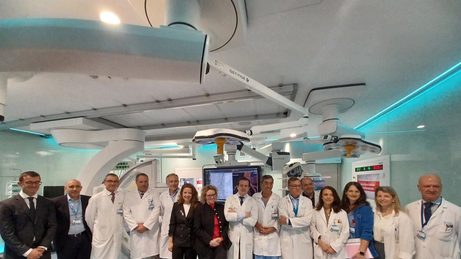 El Clínico San Carlos incorpora el primer quirófano híbrido cardiovascular de España