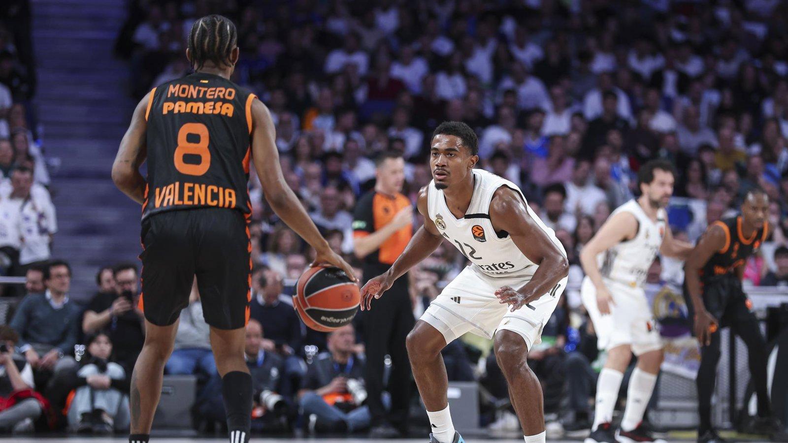 El Real Madrid vence al Valencia Basket (96-79) y sigue la estela del Fenerbahçe en la Euroliga