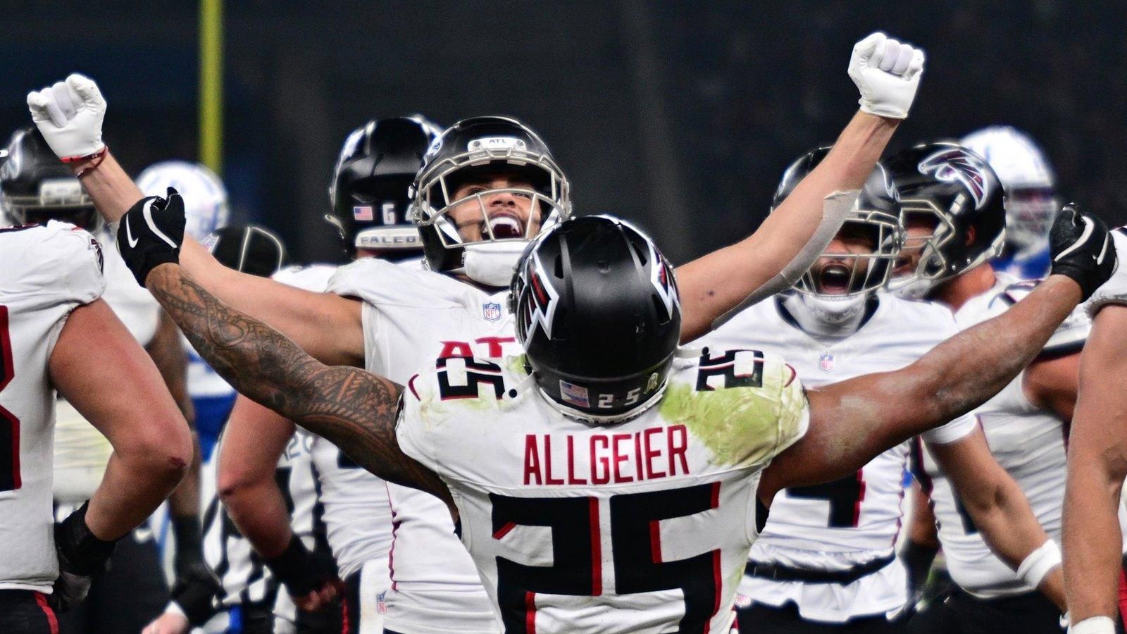 La Comunidad celebra la llegada de los Atlanta Falcons al Bernabéu para un partido oficial de la NFL
