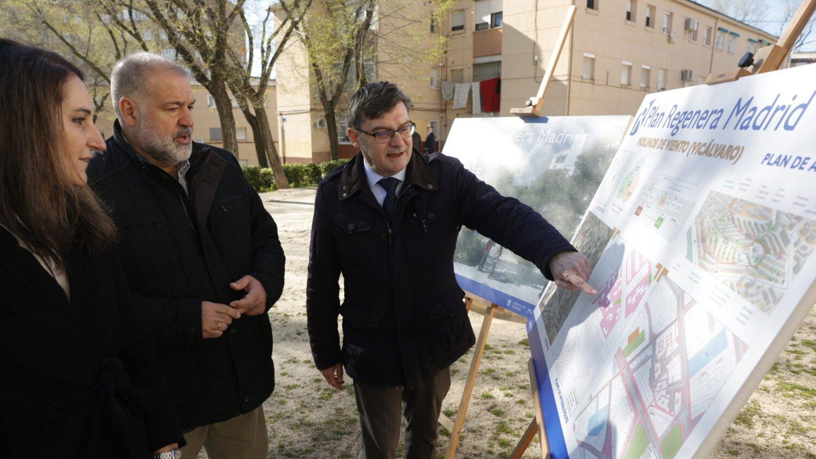 El Plan Regenera permitirá regularizar los interbloques del barrio Molinos de Viento en Vicálvaro