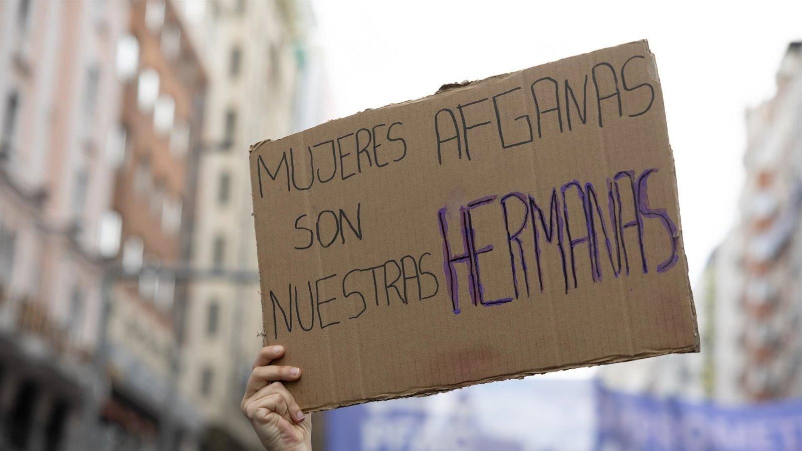 El 64,7% de las usuarias de pisos tutelados para víctimas en Madrid son mujeres inmigrantes