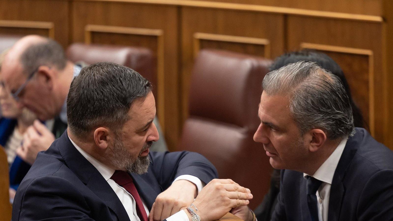 Exdirigentes de Vox exigen un congreso extraordinario y cuestionan el rumbo del partido