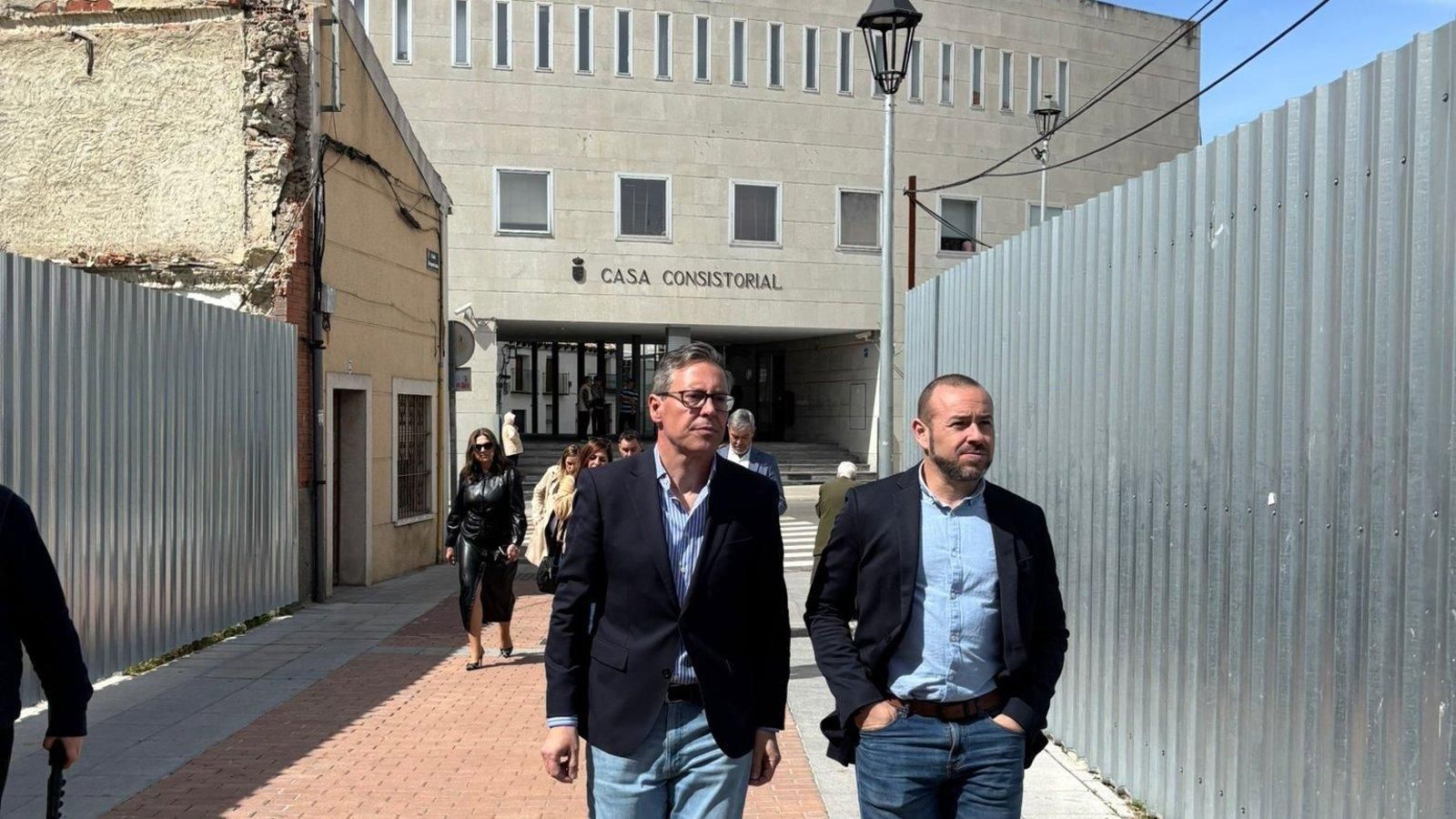 Serrano exige aclaraciones a Jurado por las oposiciones de Parla