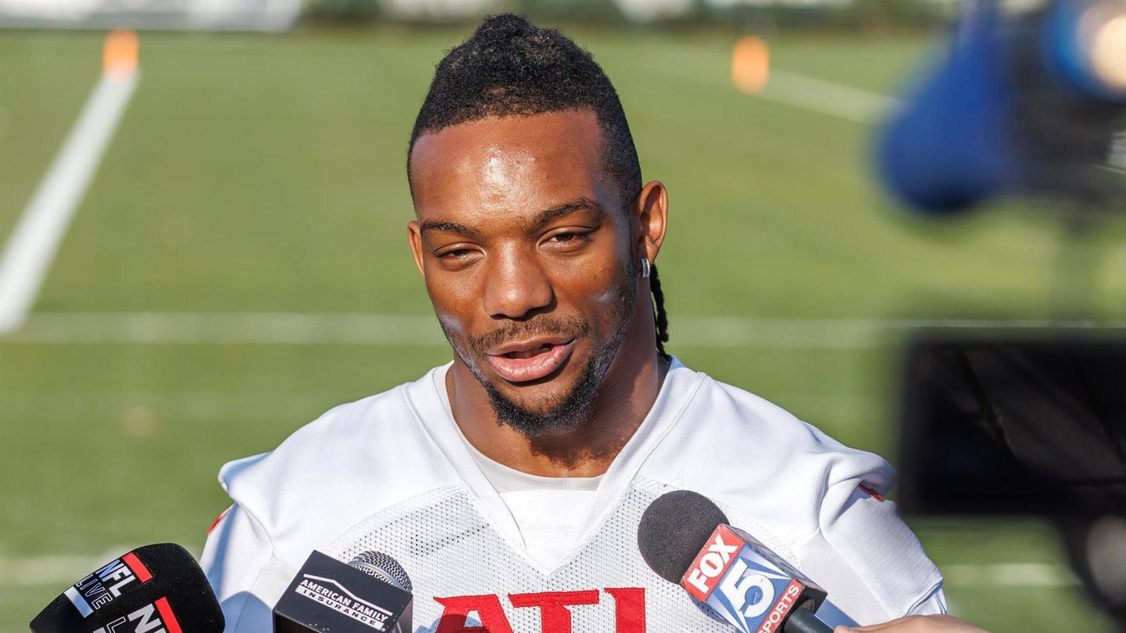 Robinson y Watts celebran jugar con los Falcons en el Bernabéu, un estadio “icónico” para la NFL